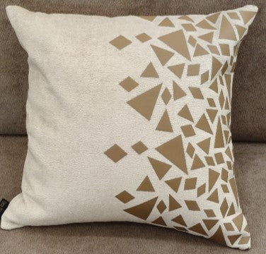 Geometric Fragment Cushion Sliver