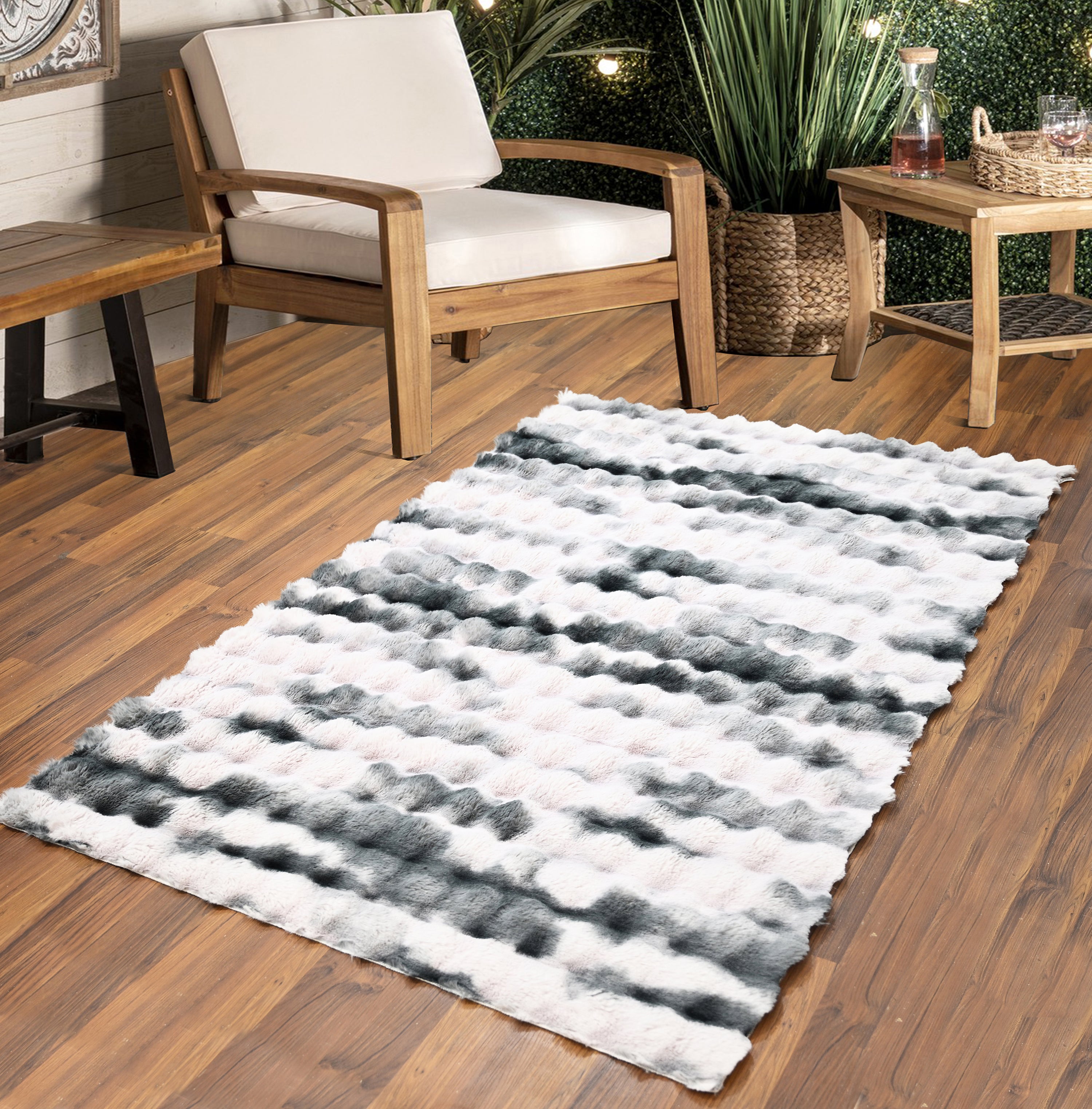 Horizontal Cloud Smoke Effect Rug